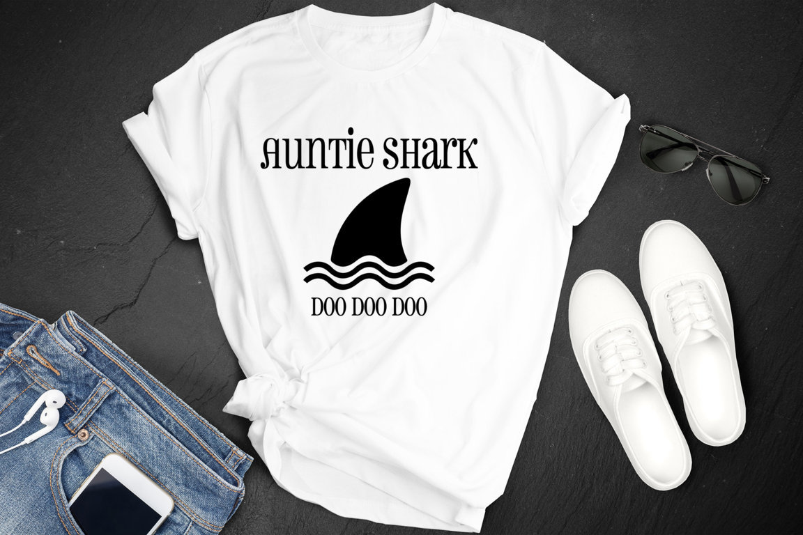 Auntie-Shark-Doo-Doo-Doo-Shirt-Aunt-Shark-Auntie-Shark-Cute-Sister-Shark-Shark-Birthday-Party-Shark-Family-Shirts-Shark-Shirt (FILEminimizer)